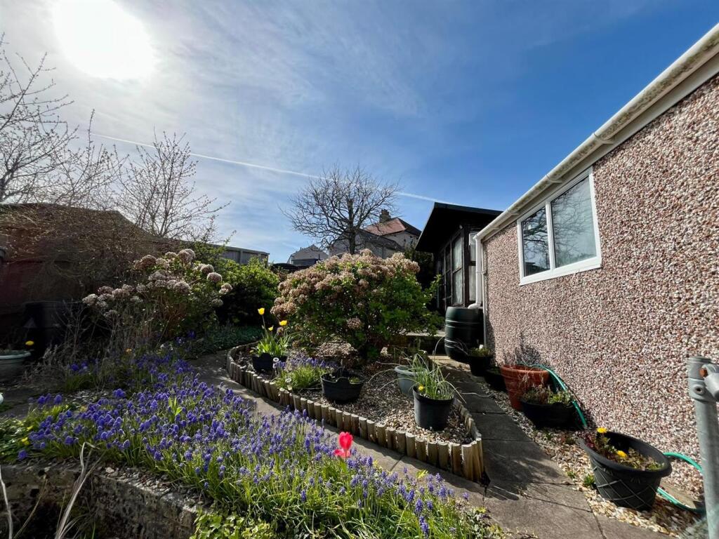 3 bed Semi-detached bungalow for rent in Morecambe. From GF Property Sales and Lettings - Morecambe