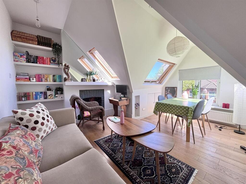 1 bed 1st Floor Flat for rent in Willesden. From Wenlock and Taylor