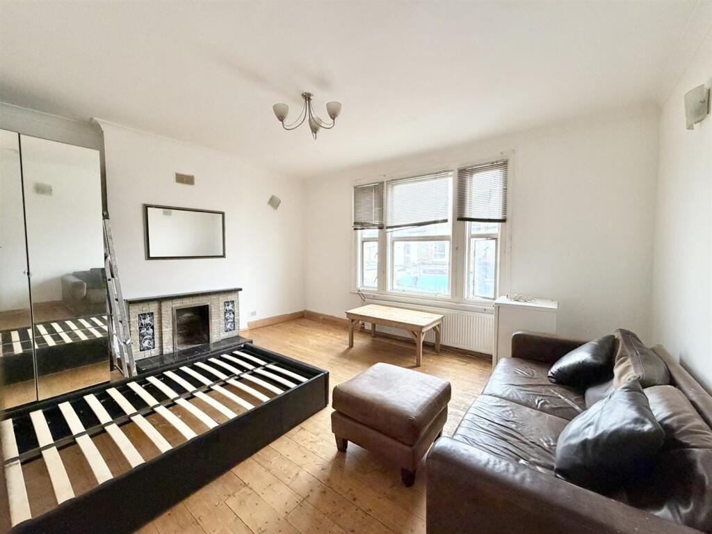 1 bed House Share for rent in Willesden. From Wenlock and Taylor