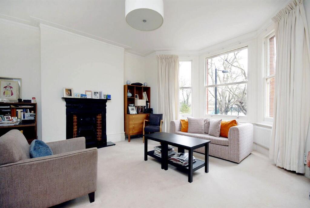 3 bed Apartment for rent in Paddington. From Compton Reeback - London