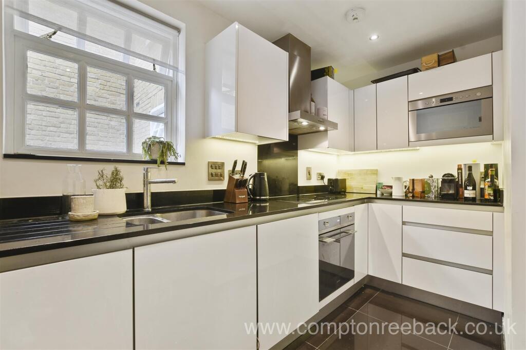2 bed Apartment for rent in London. From Compton Reeback - London