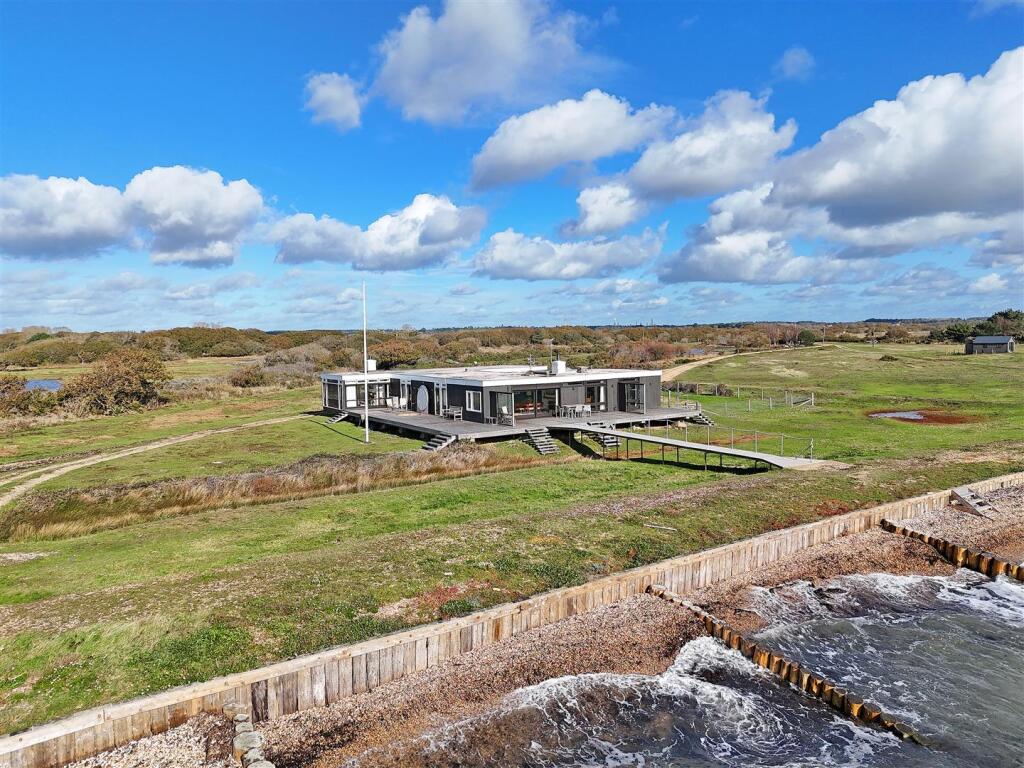 4 bed Detached for rent in Brockenhurst. From Spencers of the New Forest - Lymington