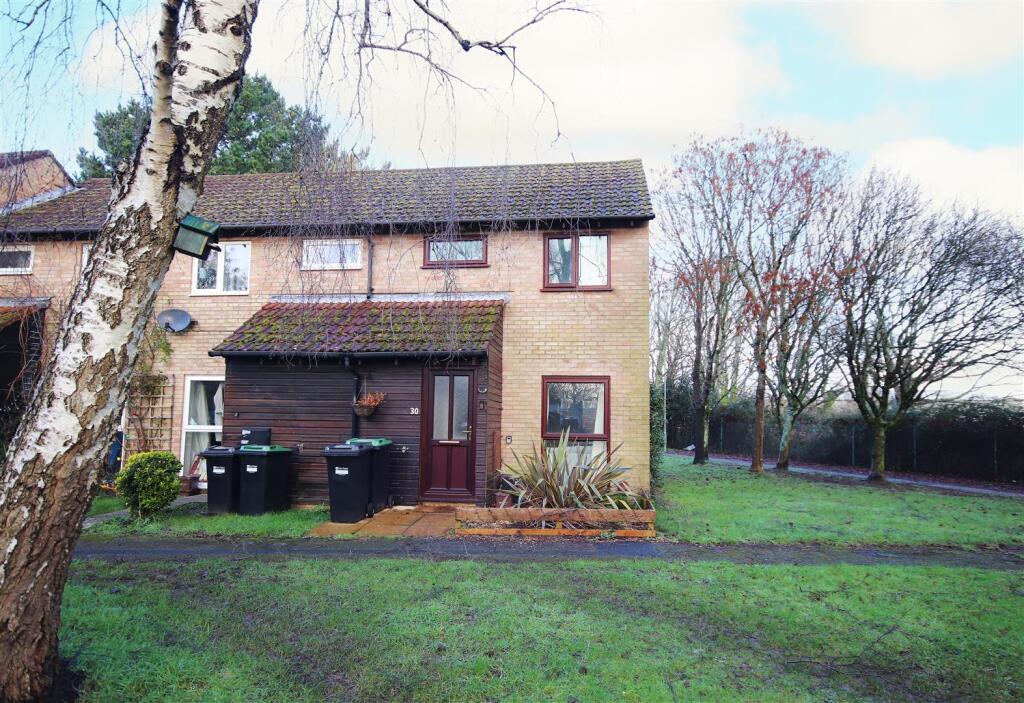 2 bed End of Terrace for rent in Lymington. From Spencers of the New Forest - Lymington 2 bed End of Terrace for rent in Lymington. From Spencers of the New Forest - Lymington