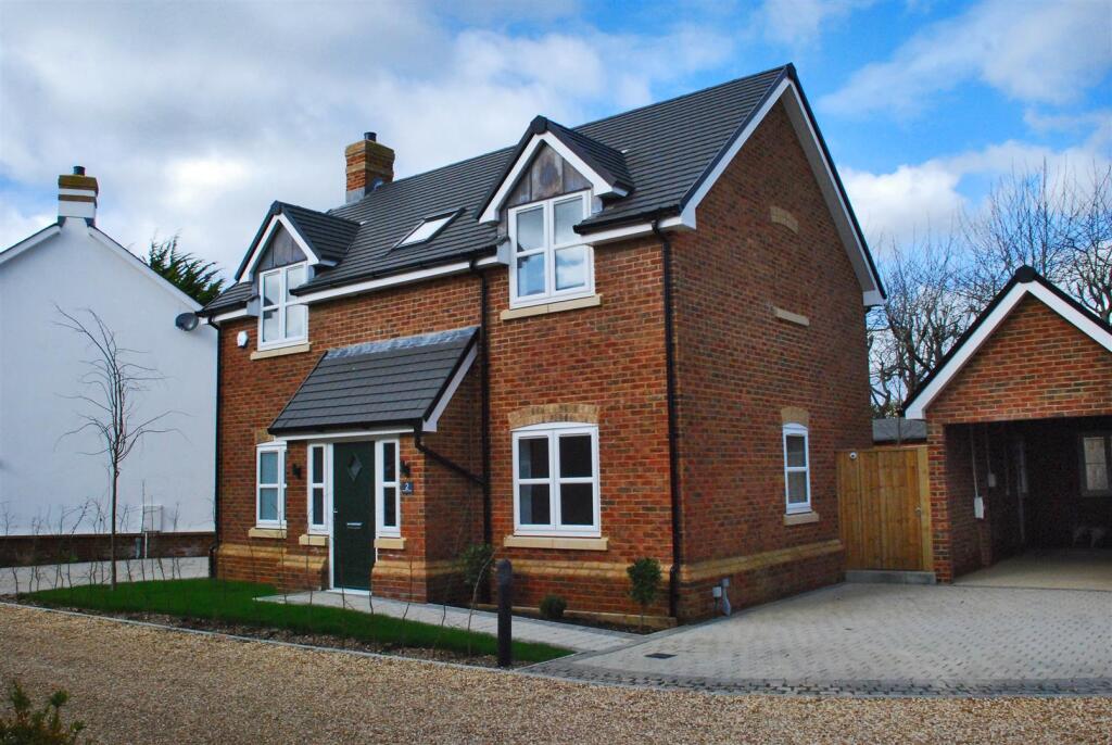 3 bed Detached for rent in Everton. From Spencers of the New Forest - Lymington