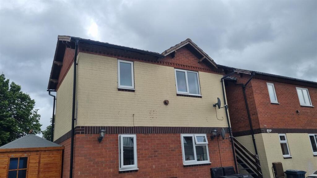 1 bed 1st Floor Flat for rent in Shrewsbury. From Roger Parry & Partners - Shrewsbury