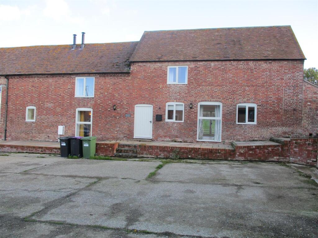4 bed Barn Conversion for rent in Shrewsbury. From Roger Parry & Partners - Shrewsbury 4 bed Barn Conversion for rent in Shrewsbury. From Roger Parry & Partners - Shrewsbury