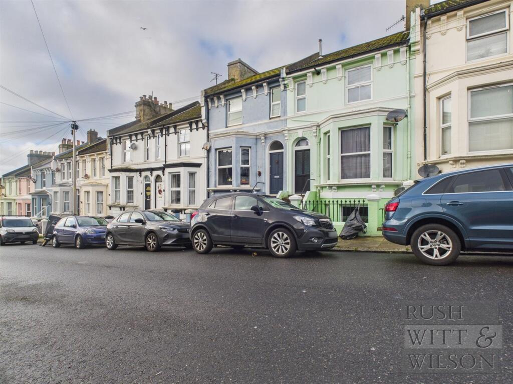 1 bed Apartment for rent in Hastings. From Rush Witt & Wilson - St.Leonards-on-sea
