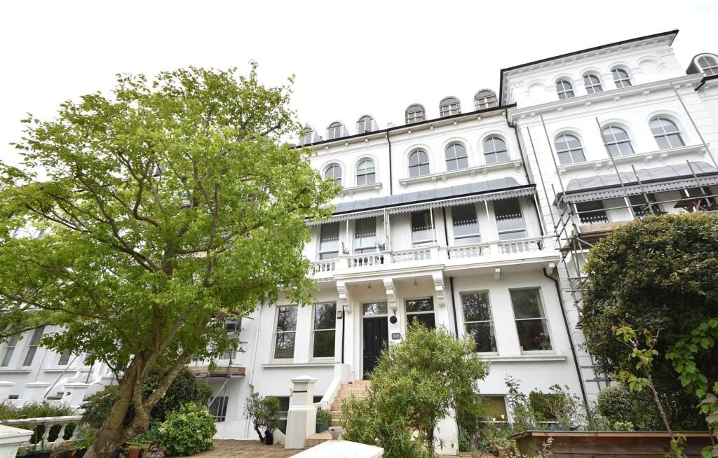 2 bed 1st Floor Flat for rent in Hastings. From Rush Witt & Wilson - St.Leonards-on-sea