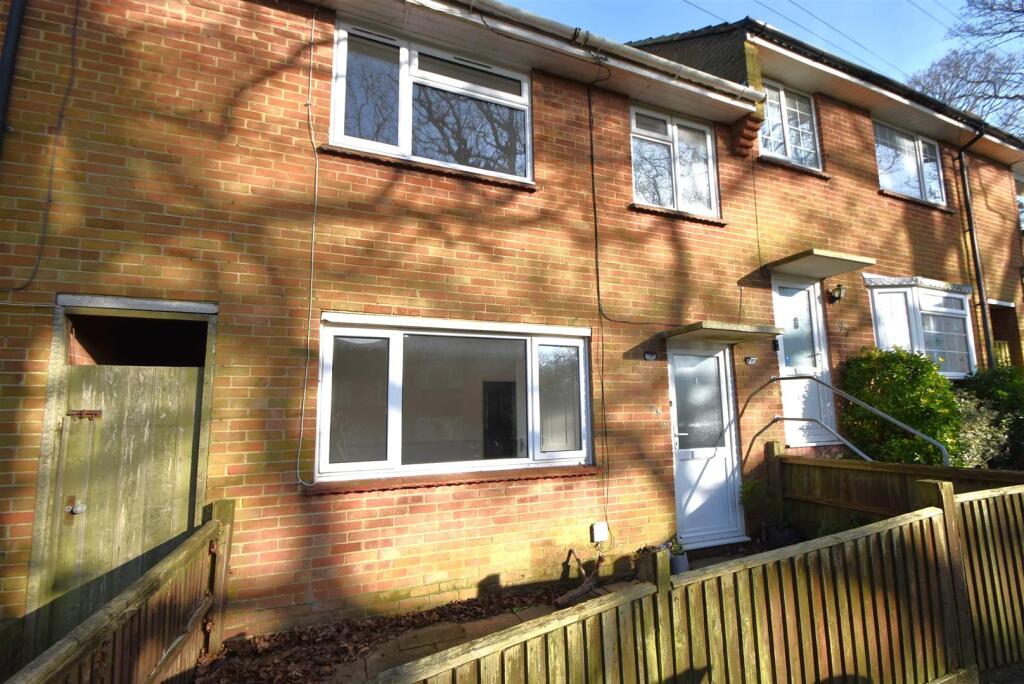 3 bed Detached for rent in Hastings. From Rush Witt & Wilson - St.Leonards-on-sea