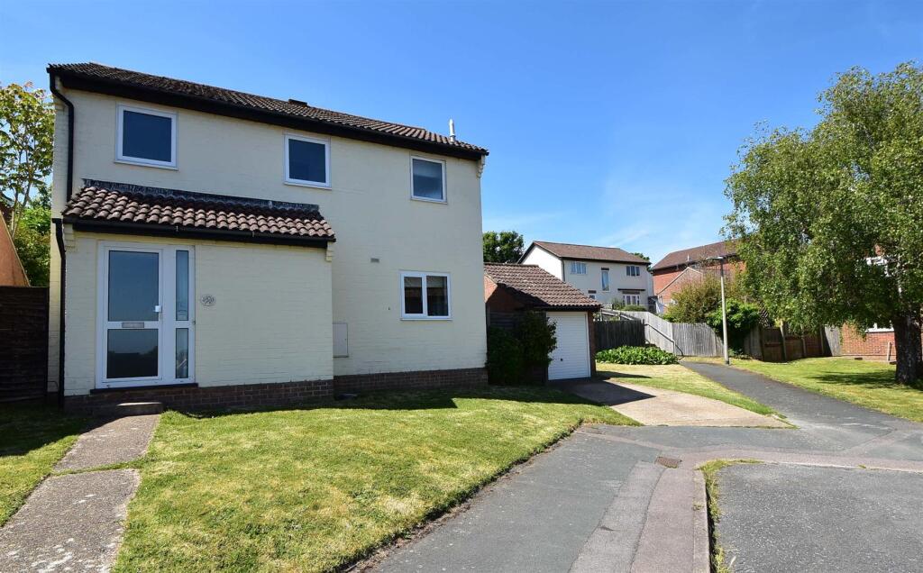 3 bed Detached for rent in Hastings. From Rush Witt & Wilson - St.Leonards-on-sea