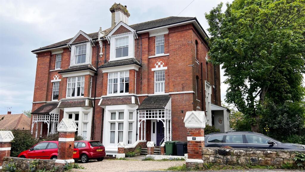 2 bed Apartment for rent in Hastings. From Rush Witt & Wilson - St.Leonards-on-sea