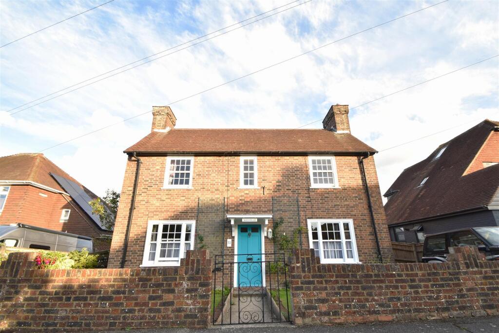 3 bed Detached for rent in Rye. From Rush Witt & Wilson - St.Leonards-on-sea