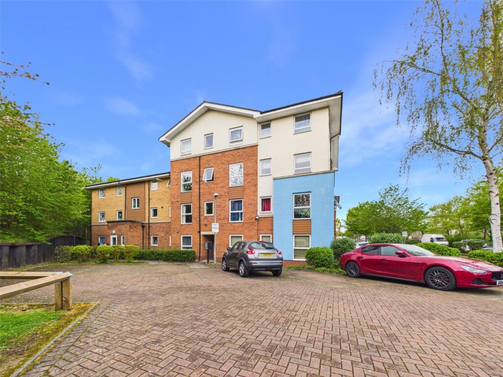 2 bed Apartment for rent in West Drayton. From R.Whitley and Co