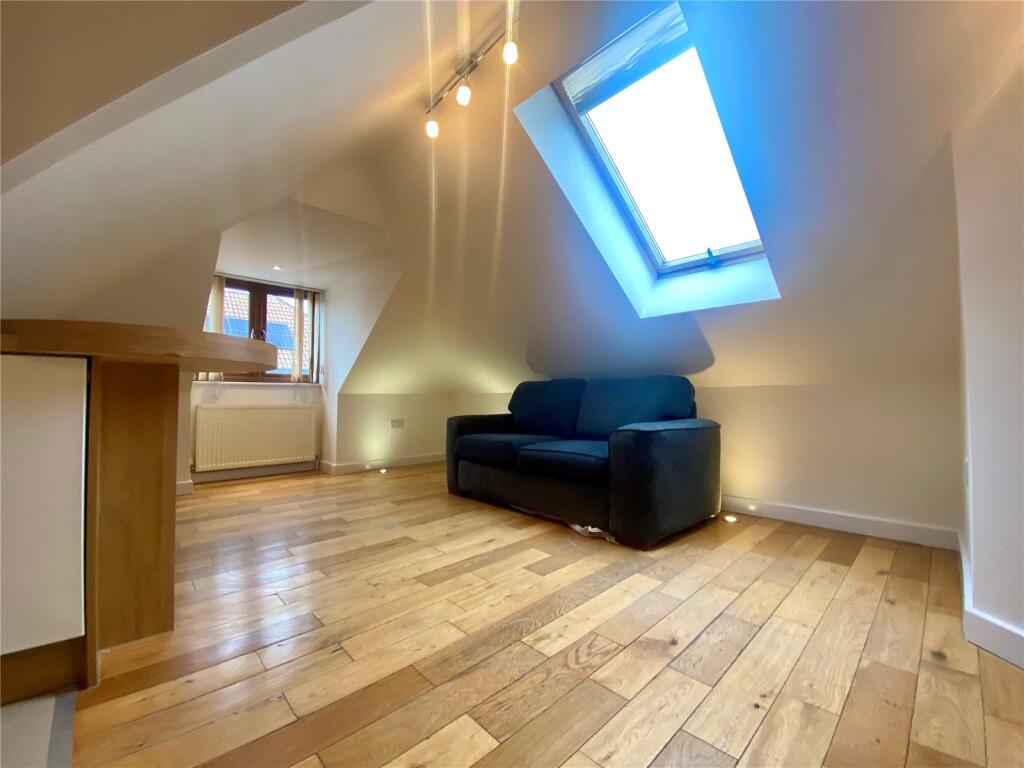 1 bed Apartment for rent in Yiewsley. From R.Whitley and Co 1 bed Apartment for rent in Yiewsley. From R.Whitley and Co