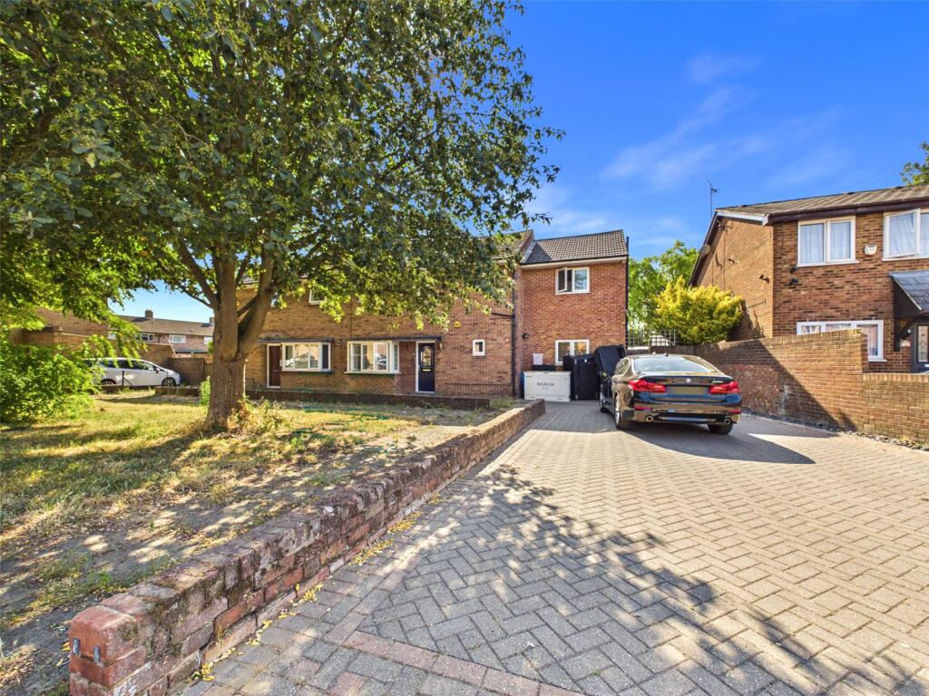 5 bed Semi Detached for rent in West Drayton. From R.Whitley and Co