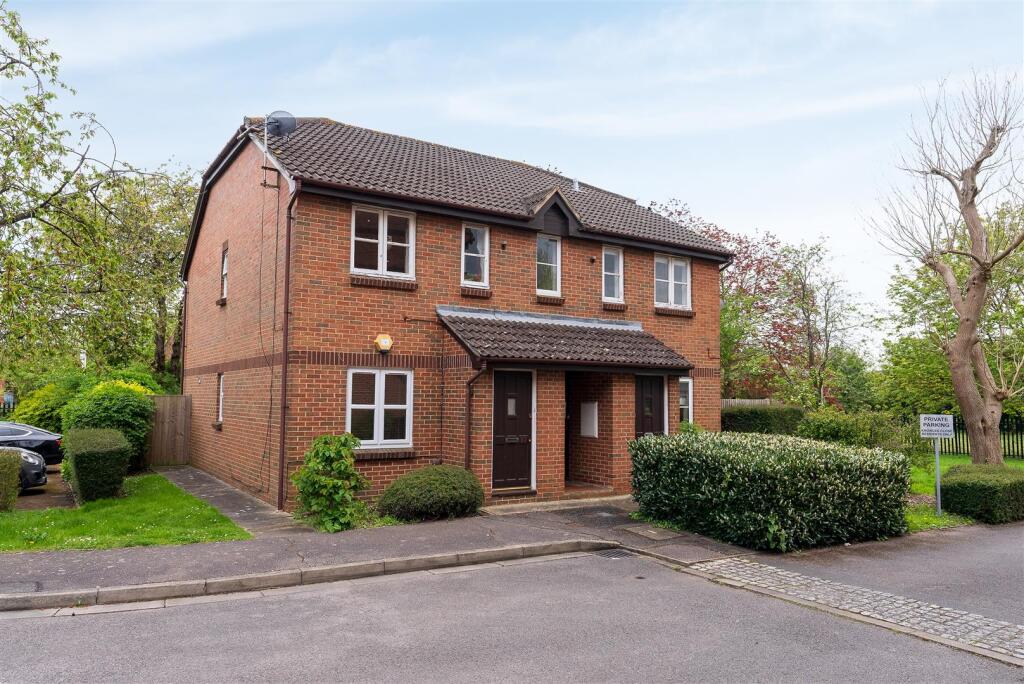 1 bed Annexe for rent in Yiewsley. From R.Whitley and Co