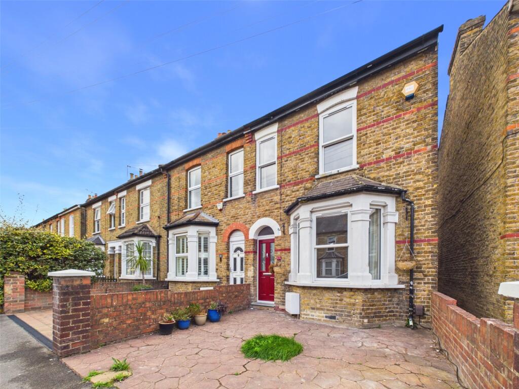 4 bed Semi Detached for rent in Yiewsley. From R.Whitley and Co