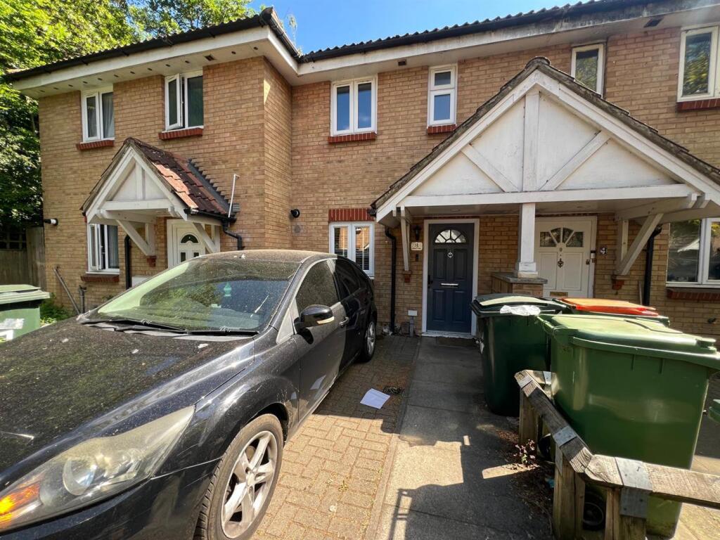 2 bed Detached for rent in Ilford. From Sandra Davidson - Redbridge