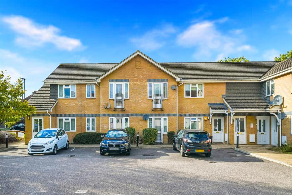 2 bed 1st Floor Flat for rent in London. From Sandra Davidson - Redbridge