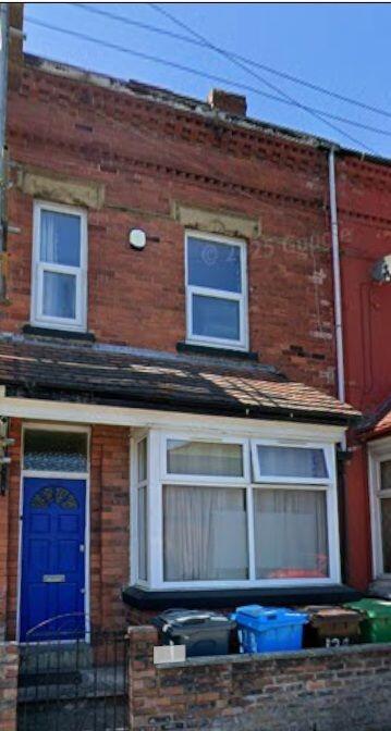 5 bed Mid Terraced House for rent in Manchester. From Ash Residential - Manchester