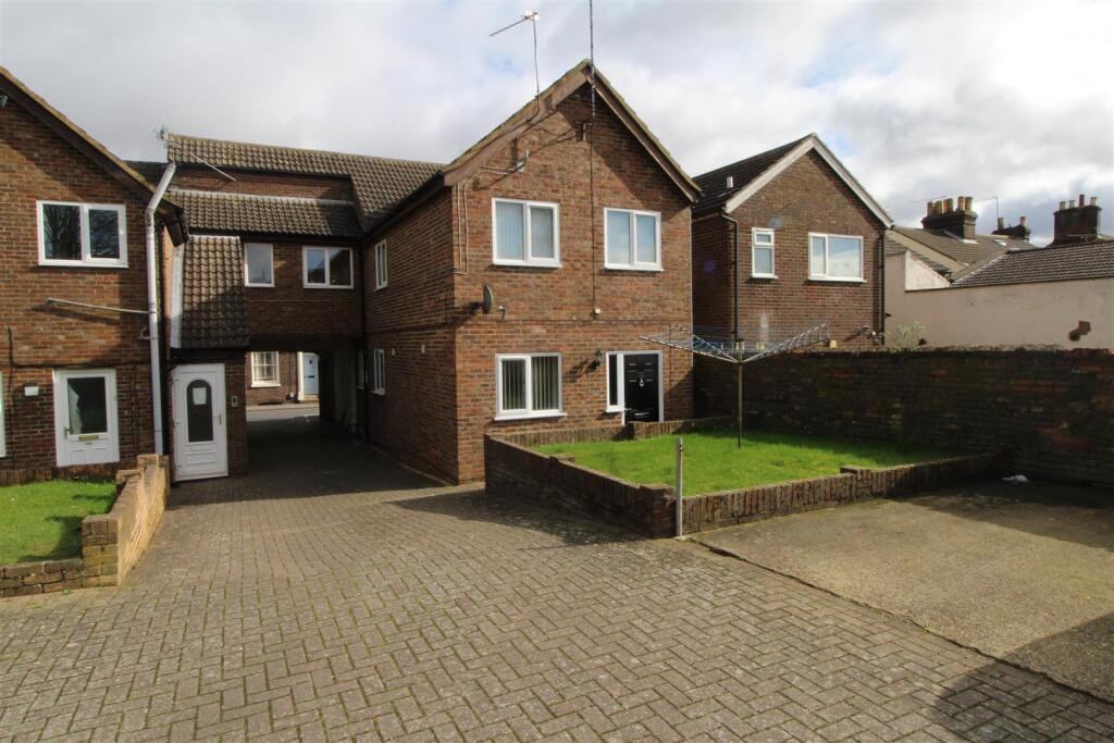 1 bed Annexe for rent in Dunstable. From Robinsons - Dunstable 1 bed Annexe for rent in Dunstable. From Robinsons - Dunstable