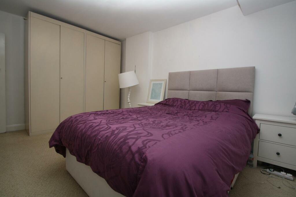 0 bed Room for rent in Acton. From Anthony Webb Estate Agents - Palmers Green