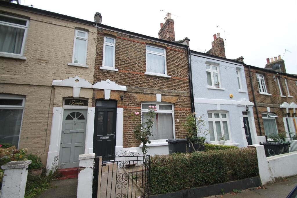 3 bed Mid Terraced House for rent in London. From Anthony Webb Estate Agents - Palmers Green 3 bed Mid Terraced House for rent in London. From Anthony Webb Estate Agents - Palmers Green