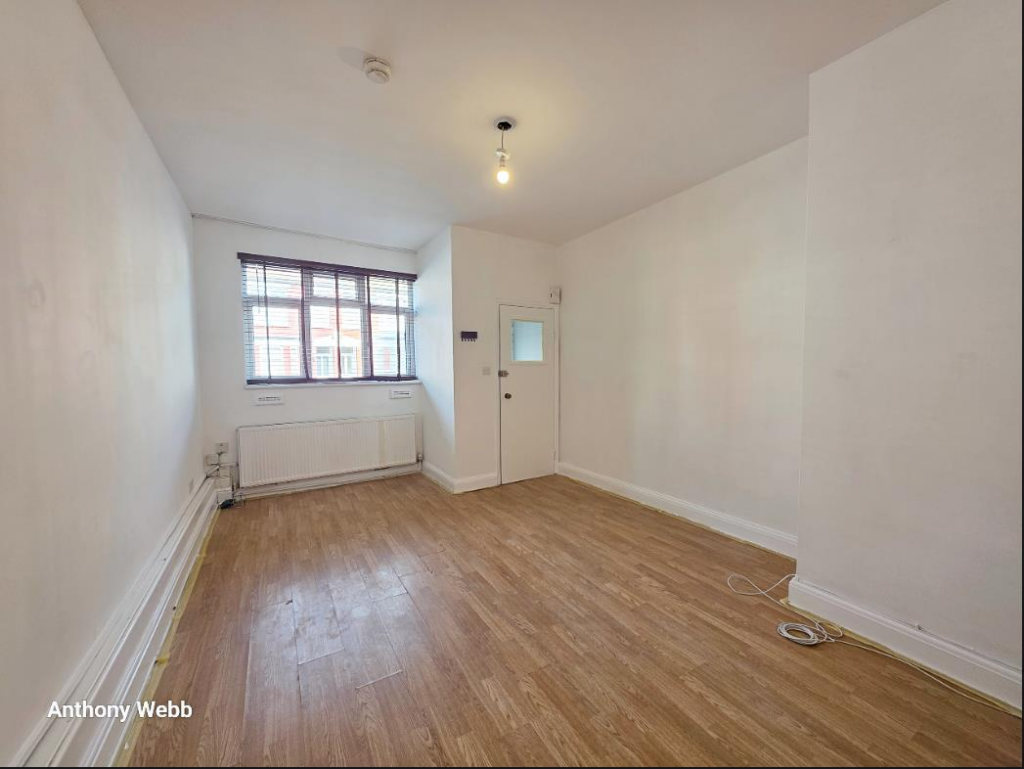 2 bed Annexe for rent in Stoke Newington. From Anthony Webb Estate Agents - Palmers Green