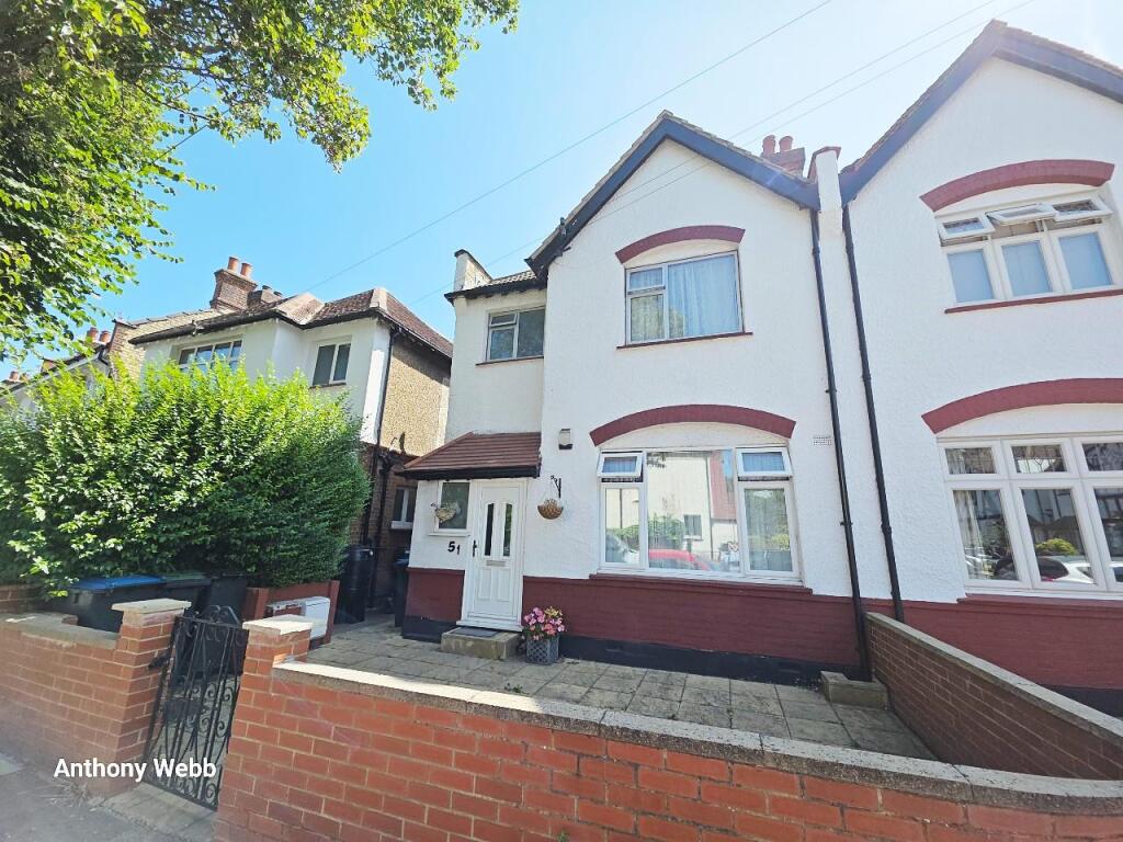 2 bed Annexe for rent in Southgate. From Anthony Webb Estate Agents - Palmers Green 2 bed Annexe for rent in Southgate. From Anthony Webb Estate Agents - Palmers Green