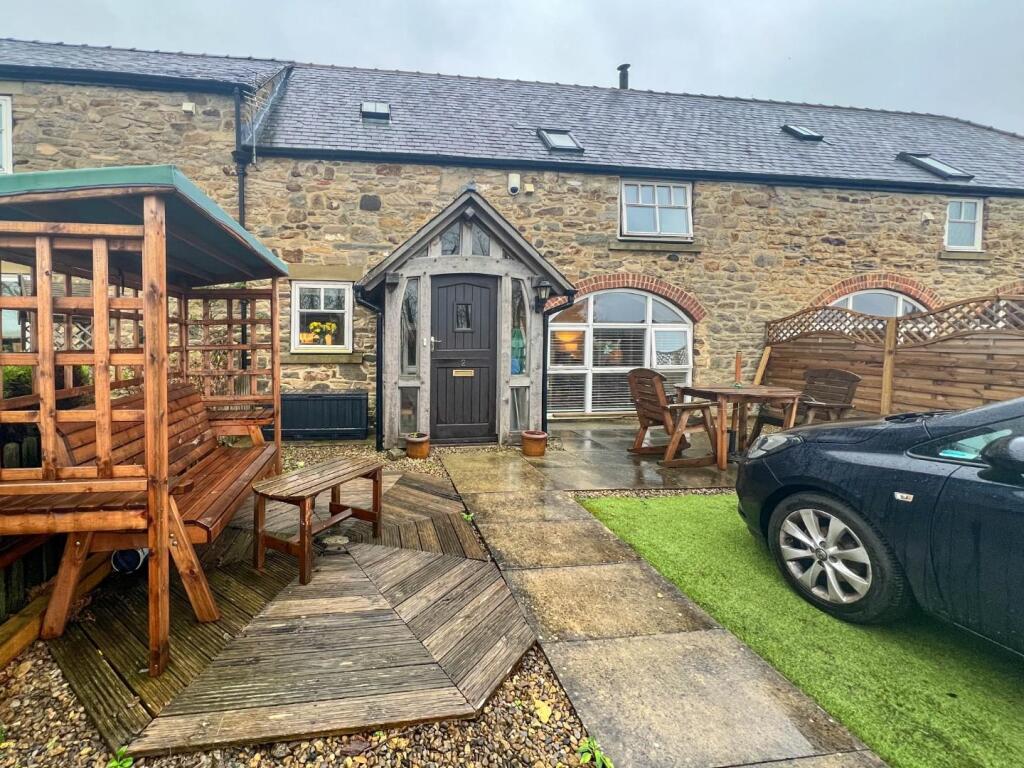 2 bed Barn Conversion for rent in Durham. From Robinsons - Durham