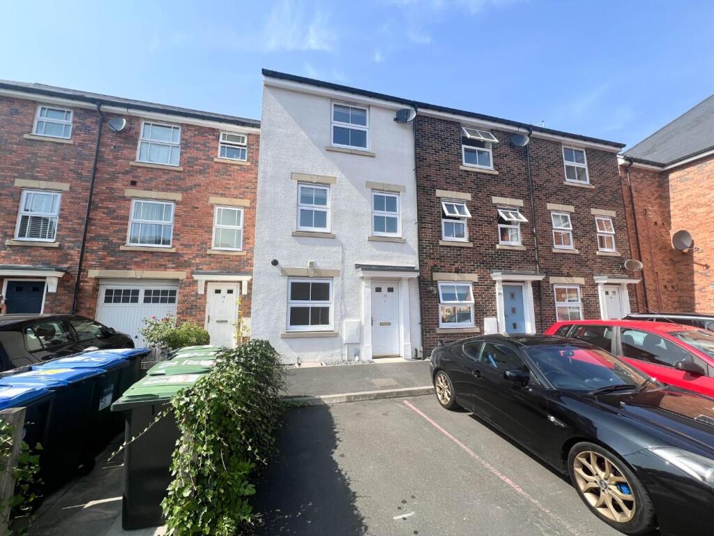 4 bed Town House for rent in Durham. From Robinsons - Durham