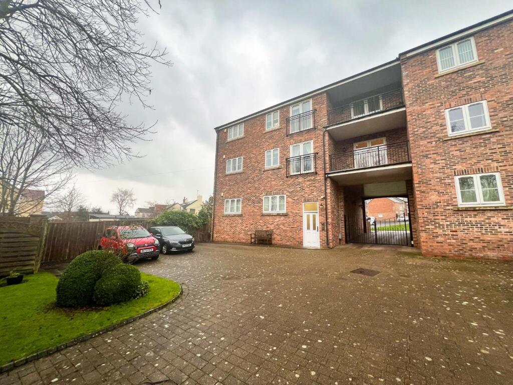 3 bed 1st Floor Flat for rent in Witton Gilbert. From Robinsons - Durham