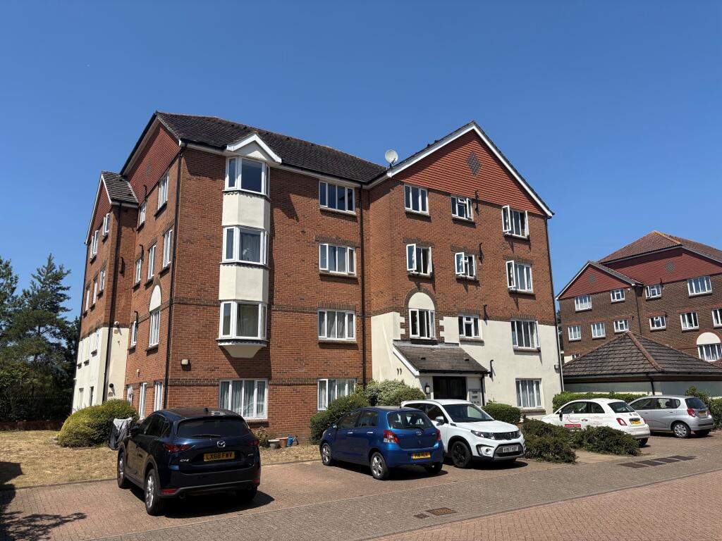 1 bed Apartment for rent in Redhill. From Robinsons - Reigate