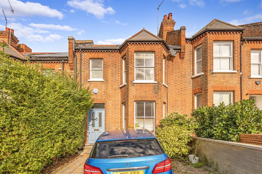 4 bed Detached for rent in London. From TK International - Hampstead
