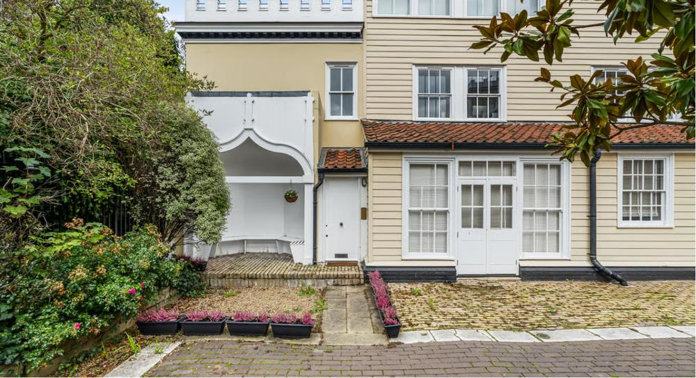 3 bed Detached for rent in London. From TK International - Hampstead 3 bed Detached for rent in London. From TK International - Hampstead