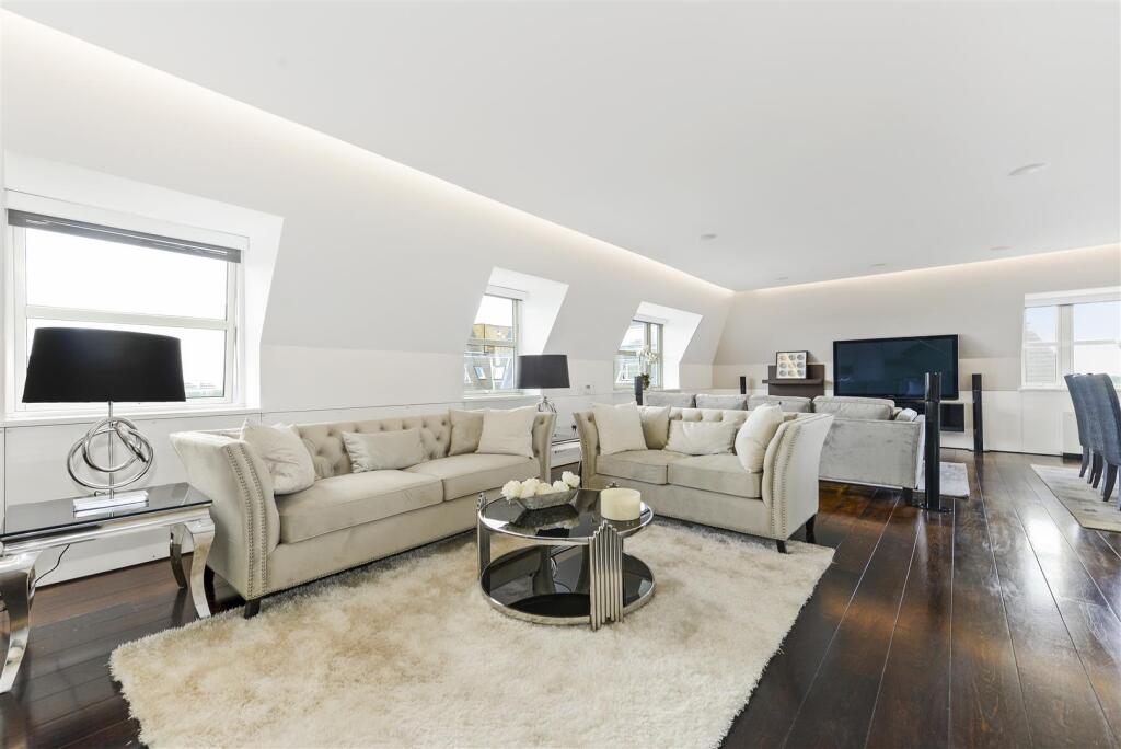 3 bed 1st Floor Flat for rent in Hampstead. From TK International - Hampstead