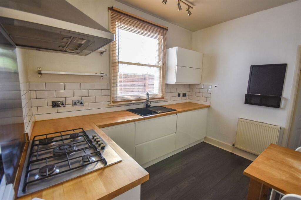 1 bed Flat for rent in Brentford. From Quilliam Property Services