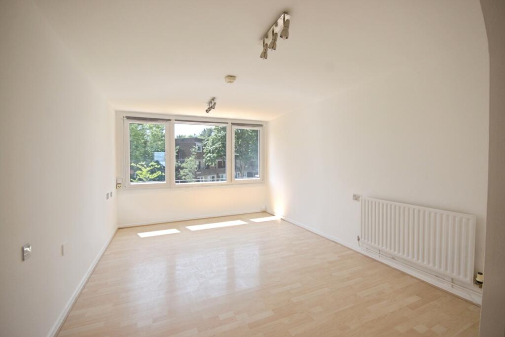1 bed Apartment for rent in Brentford. From Quilliam Property Services 1 bed Apartment for rent in Brentford. From Quilliam Property Services