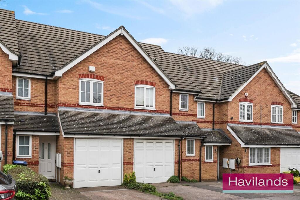 3 bed Detached for rent in London. From Havilands - London