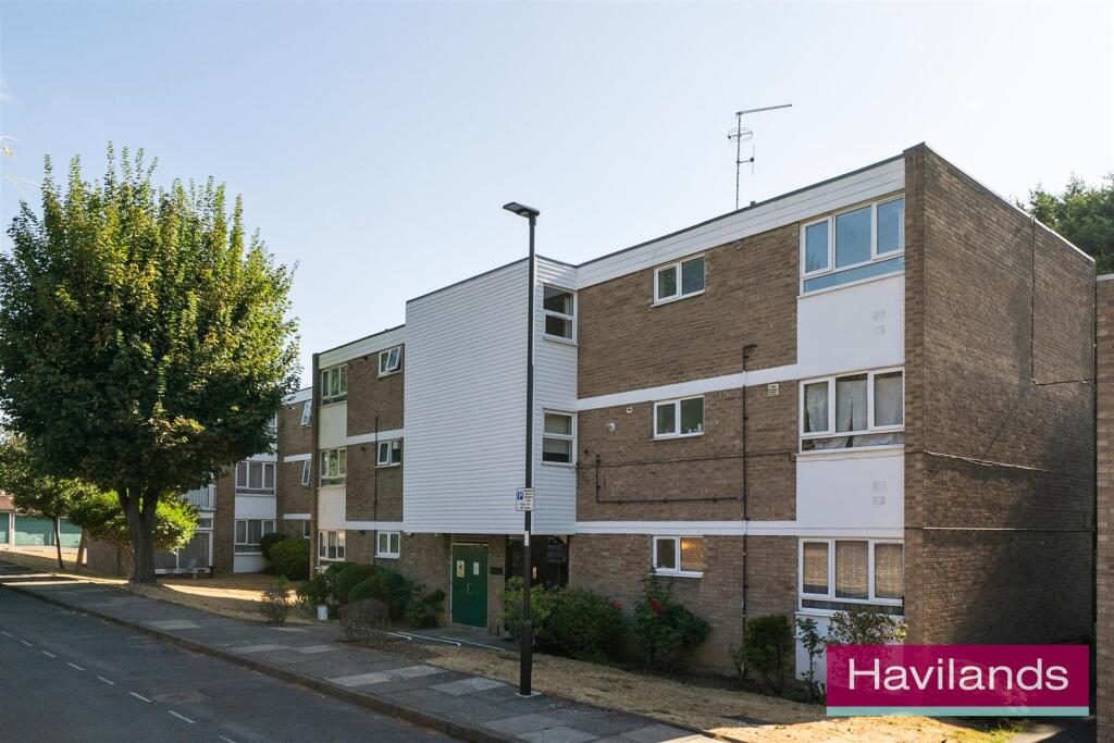 2 bed 1st Floor Flat for rent in London. From Havilands - London