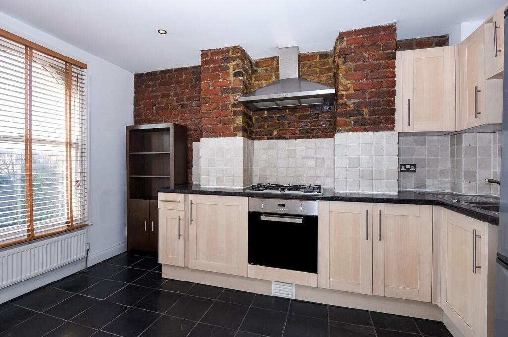 1 bed 1st Floor Flat for rent in Stoke Newington. From JTM Homes 1 bed 1st Floor Flat for rent in Stoke Newington. From JTM Homes