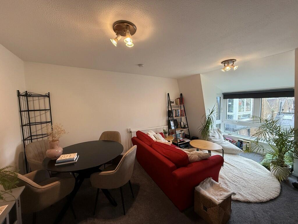 1 bed 1st Floor Flat for rent in Hornsey. From JTM Homes