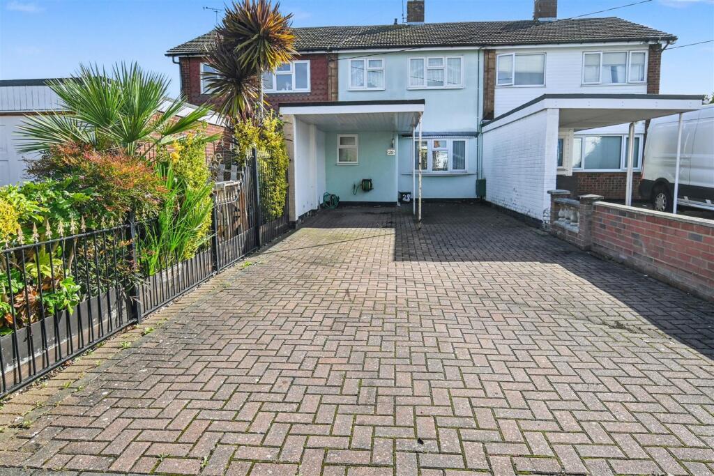 3 bed Mid Terraced House for rent in Canvey Island. From Richard Poyntz & Co - Canvey Island 3 bed Mid Terraced House for rent in Canvey Island. From Richard Poyntz & Co - Canvey Island