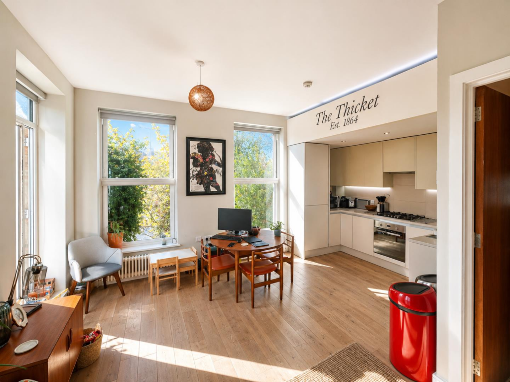 2 bed Apartment for rent in London. From Pedder - Crystal Palace