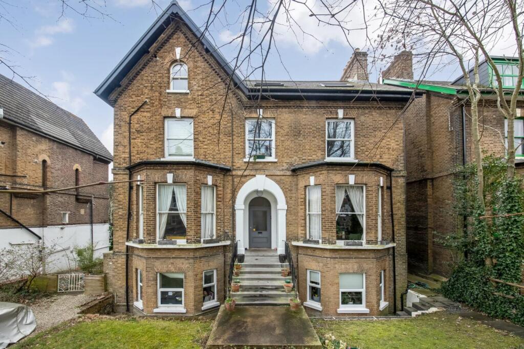 2 bed Apartment for rent in Penge. From Pedder - Crystal Palace