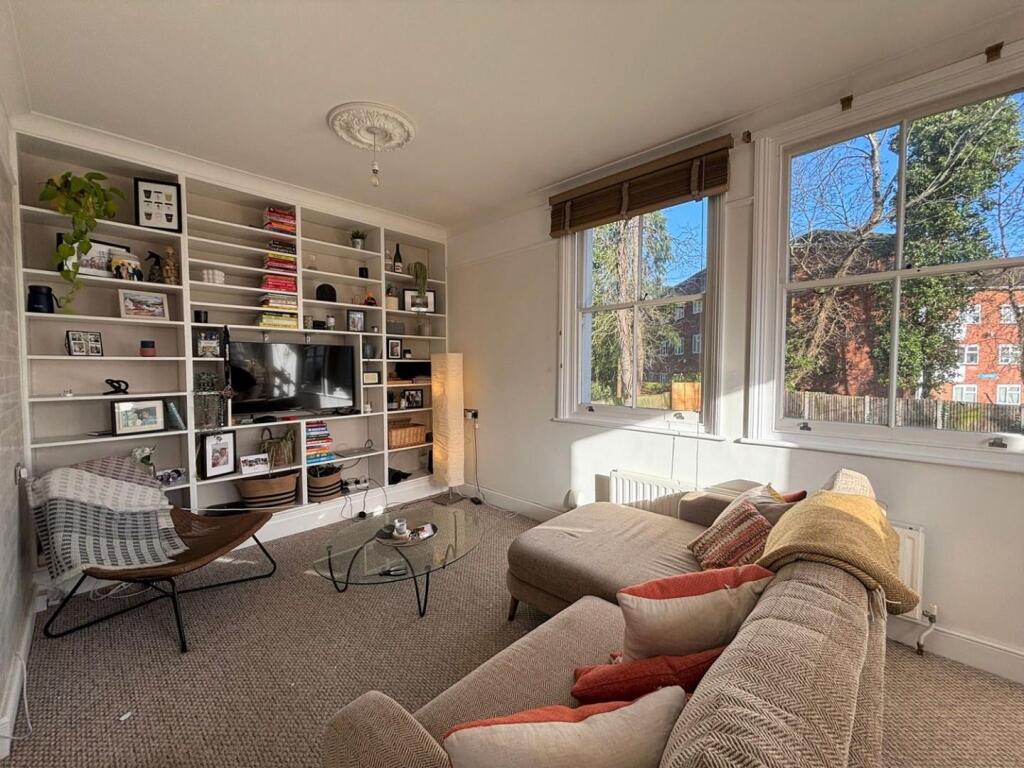 2 bed 1st Floor Flat for rent in Penge. From Pedder - Crystal Palace