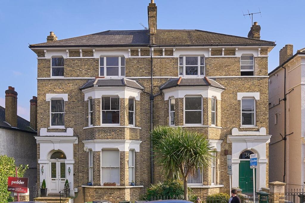 4 bed Apartment for rent in Penge. From Pedder - Crystal Palace