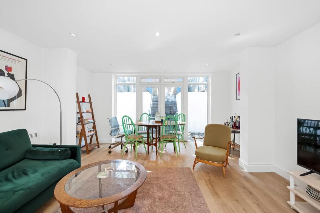 2 bed Apartment for rent in Penge. From Pedder - Crystal Palace 2 bed Apartment for rent in Penge. From Pedder - Crystal Palace