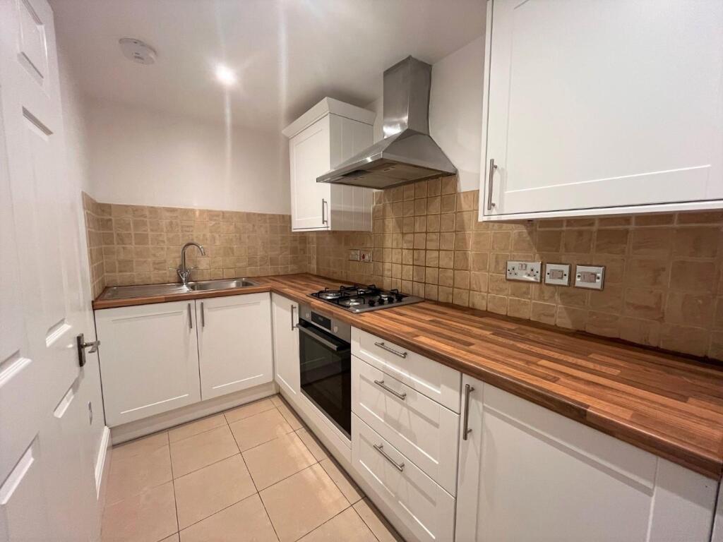 1 bed 1st Floor Flat for rent in Penge. From Pedder - Crystal Palace 1 bed 1st Floor Flat for rent in Penge. From Pedder - Crystal Palace