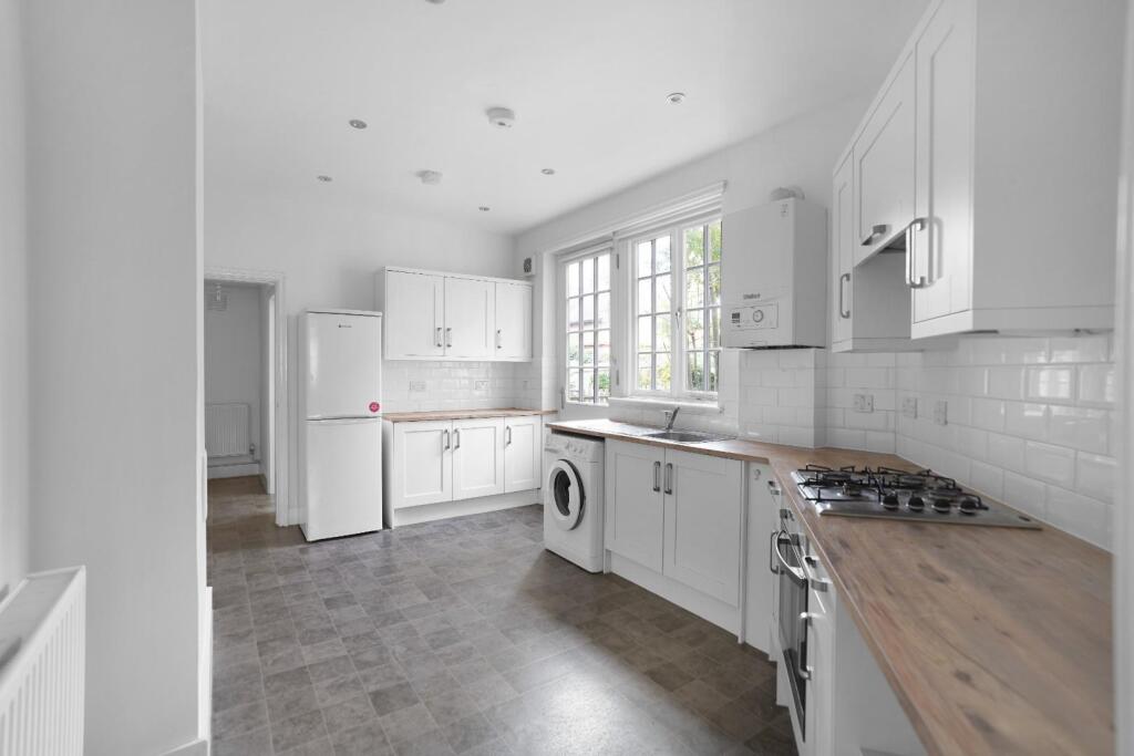 2 bed Annexe for rent in Camberwell. From Pedder - Dulwich Village